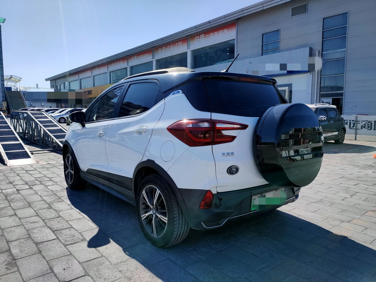 2018年12月比亞迪 元新能源  2018款 EV360 智聯(lián)創(chuàng)酷型