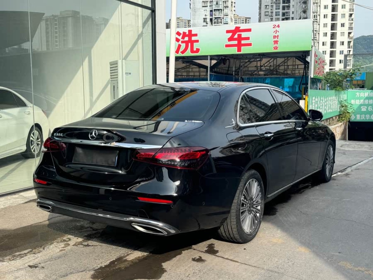 奔馳 奔馳E級  2022款 改款 E 300 L 時尚型圖片