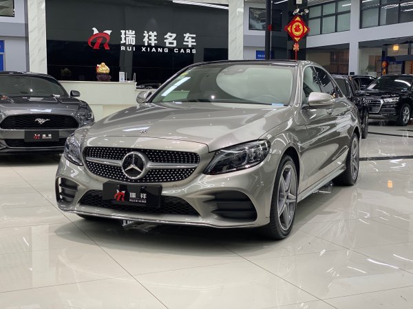 奔驰 奔驰C级  2019款 改款 C 260 L 4MATIC 运动版