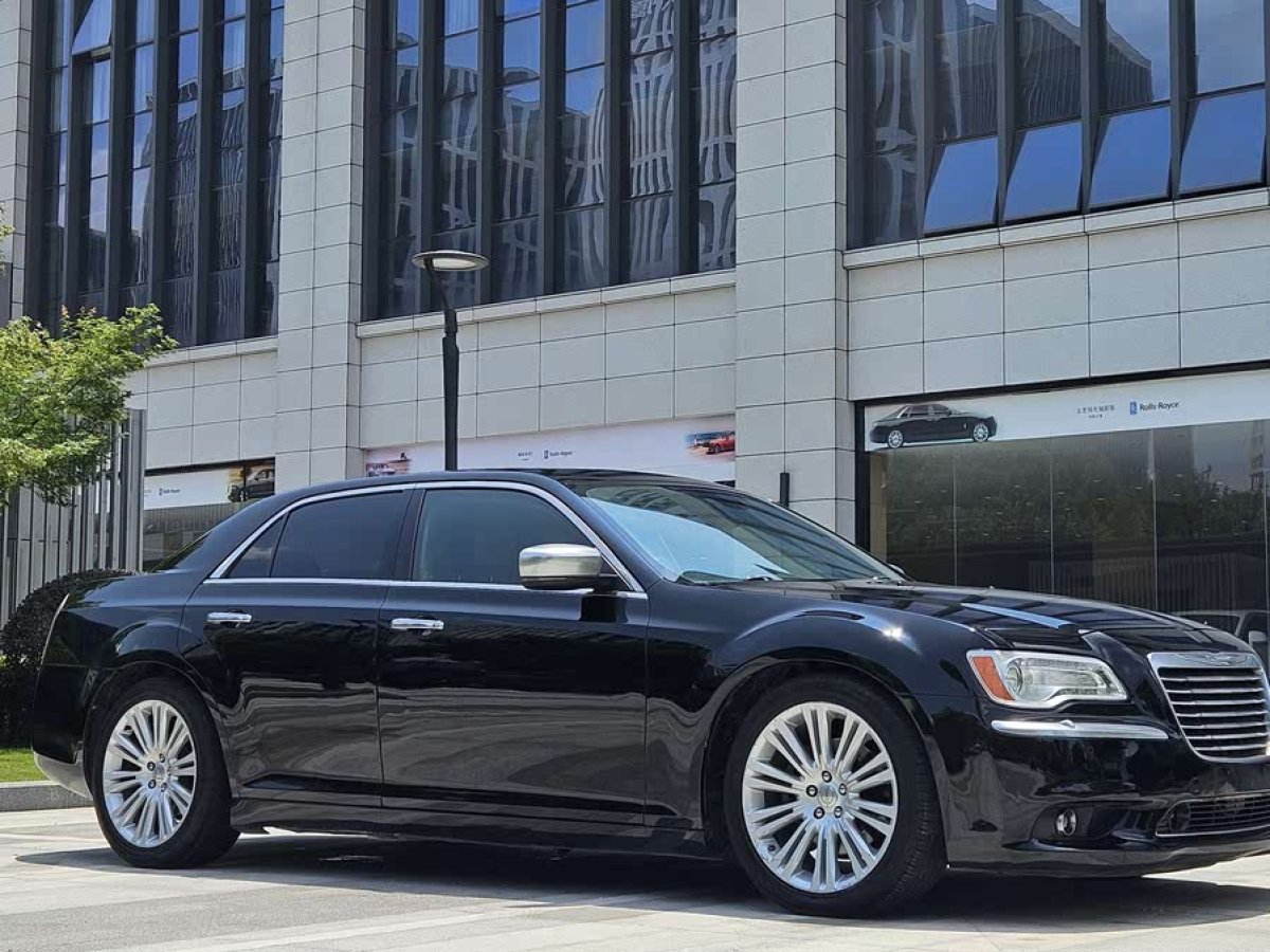 克萊斯勒 300C  2013款 3.6L 尊享版圖片