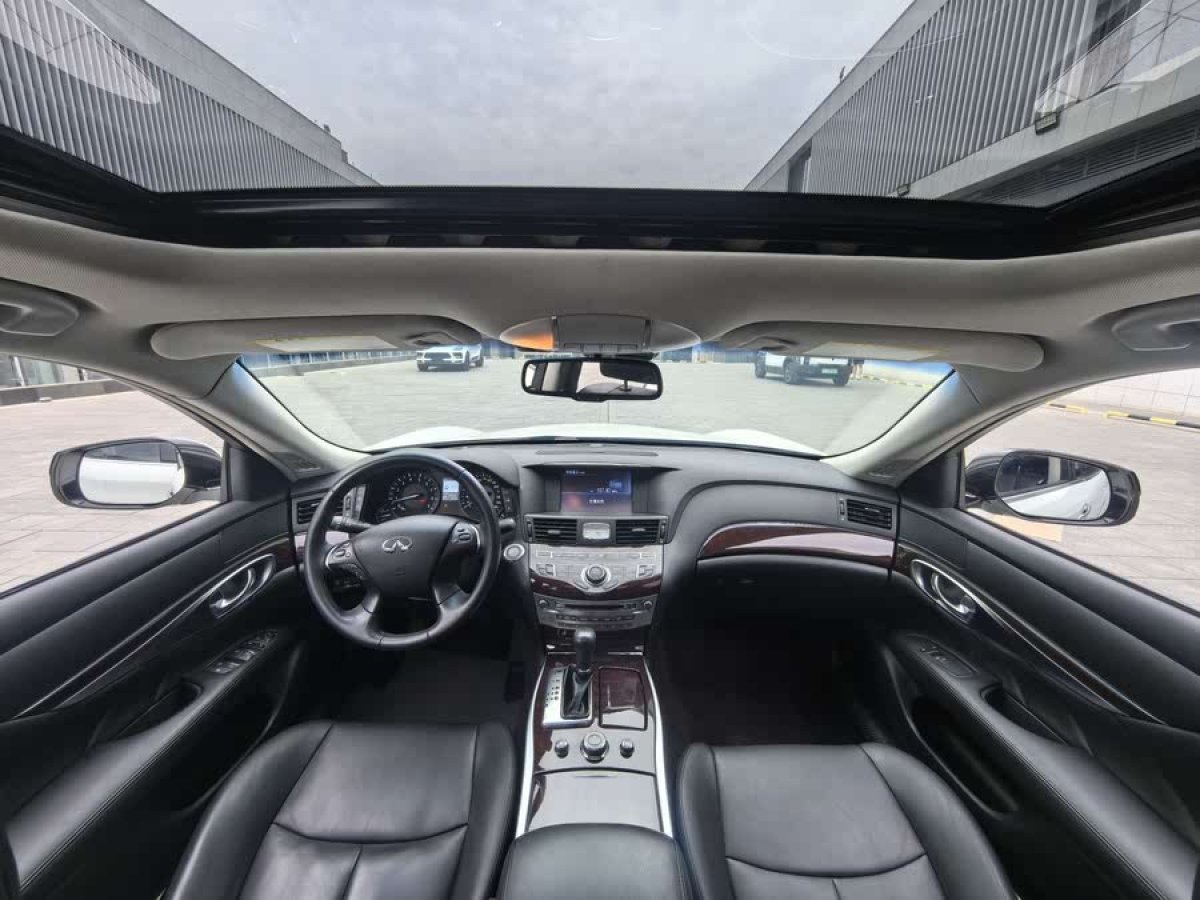 英菲尼迪 Q70  2015款 Q70L 2.5L 悅享版圖片