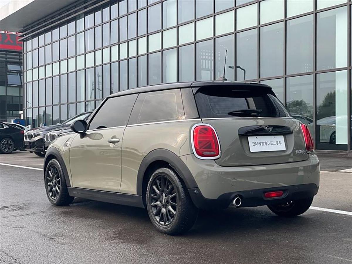 2019年2月MINI COUNTRYMAN  2018款 1.5T COOPER 經(jīng)典派