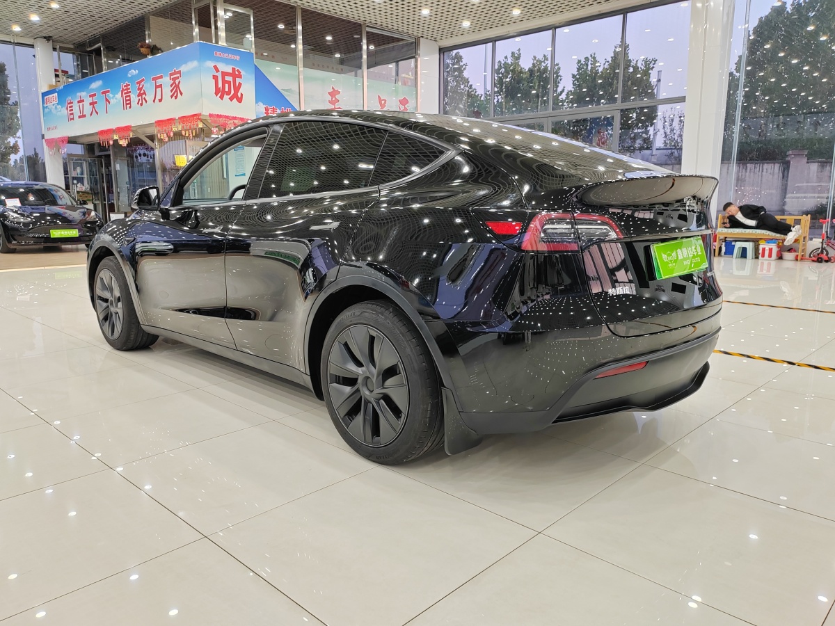 特斯拉 Model Y  2023款 煥新版 后輪驅(qū)動(dòng)圖片