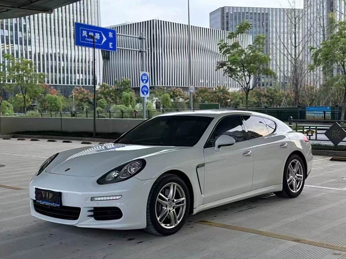 2015年1月保時捷 Panamera  2014款 Panamera 3.0T