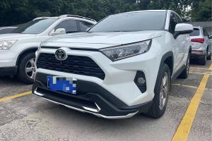 RAV4荣放 丰田 2.0L CVT两驱风尚PLUS版