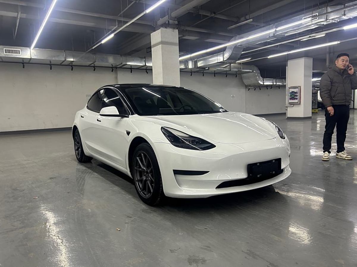 特斯拉 Model Y  2022款 改款 后輪驅(qū)動(dòng)版圖片