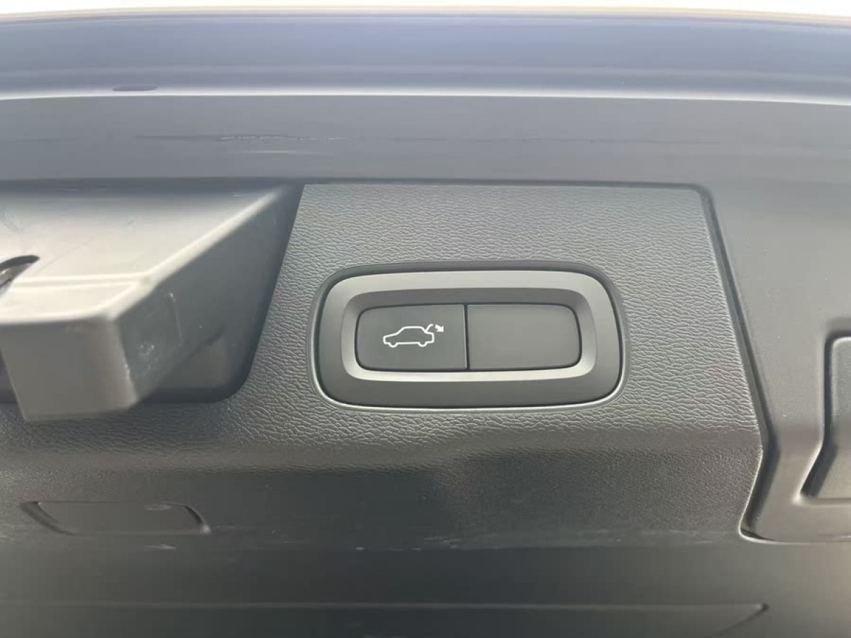 沃爾沃 XC60  2019款  T5 四驅(qū)智逸版 國VI圖片