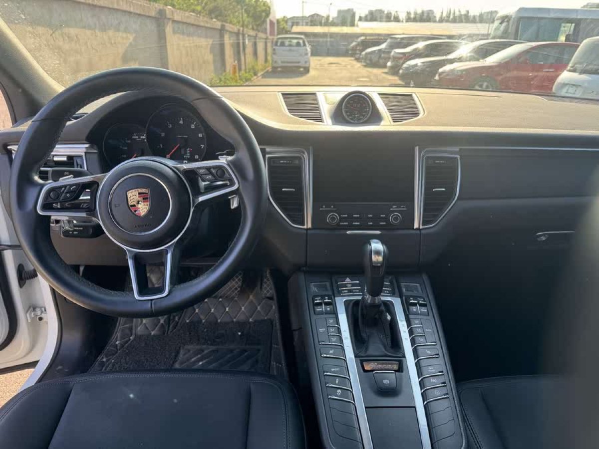 保時(shí)捷 Macan  2018款 Macan 2.0T圖片