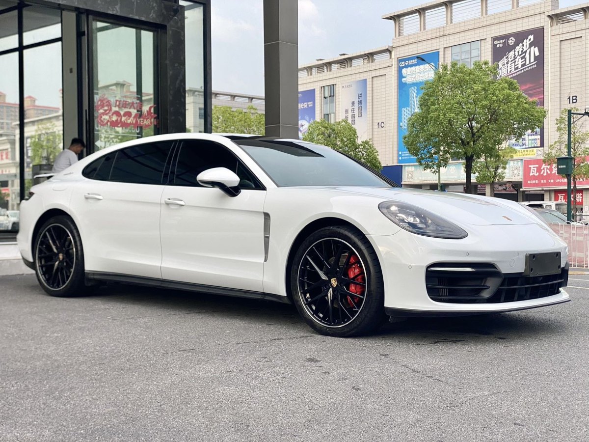 2022年1月保時(shí)捷 Panamera  2022款 Panamera 行政加長(zhǎng)版 2.9T