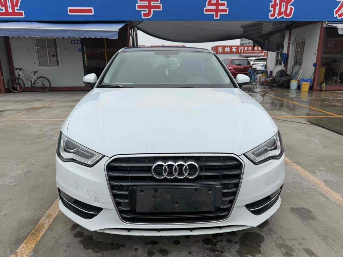 奧迪 奧迪A3  2016款 Sportback 35 TFSI 領(lǐng)英型圖片