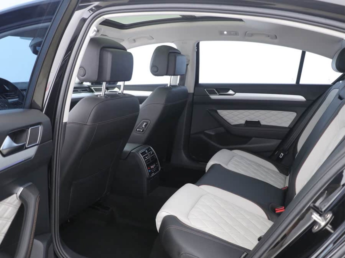 大眾 邁騰  2023款 200萬輛紀念版 330TSI DSG領先型圖片