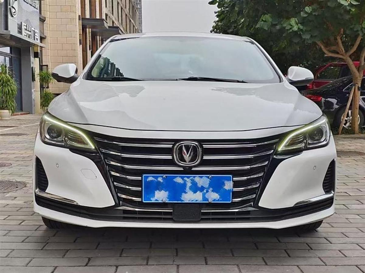 長(zhǎng)安 銳程CC  2020款 1.5T 自動(dòng)潮銳型圖片