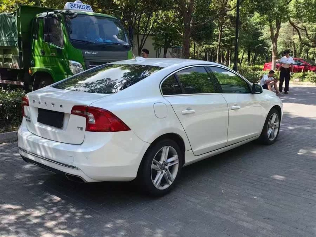 沃爾沃 S60  2015款 L 2.0T T5 智馭版圖片