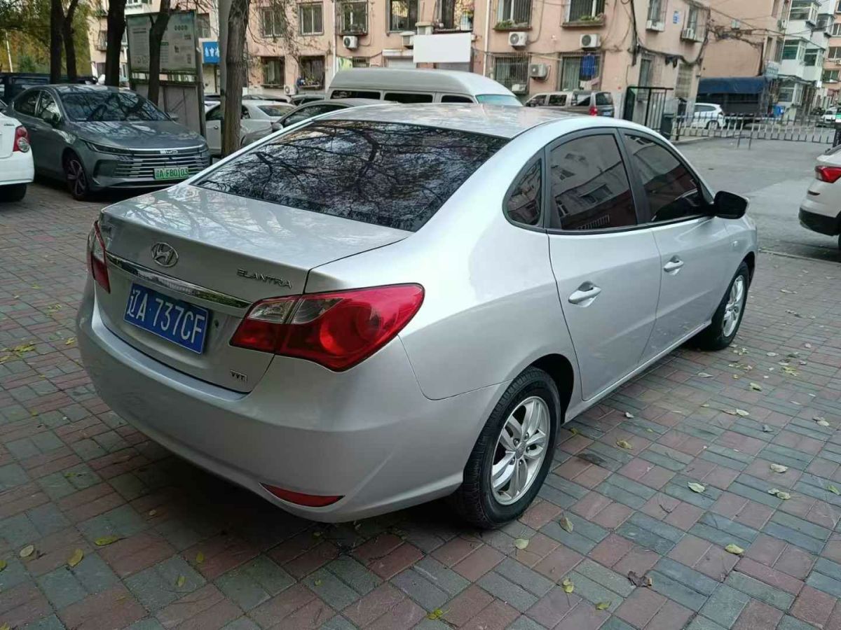 現(xiàn)代 悅動  2015款 1.6L 手動舒適型圖片