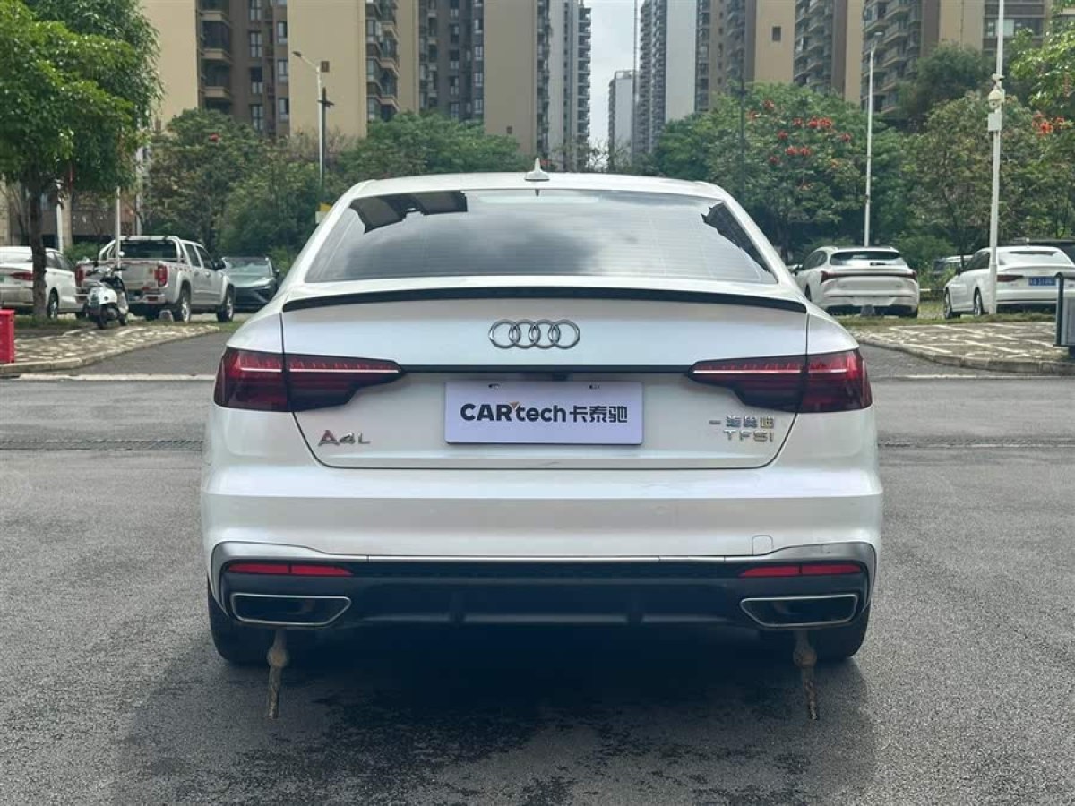 奧迪 奧迪A4L  2022款 40 TFSI 豪華動感型圖片