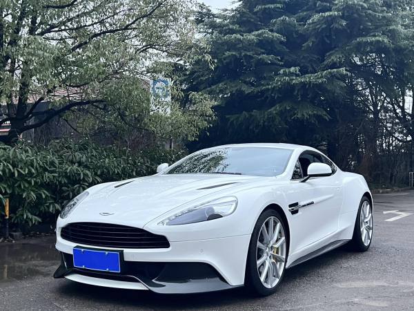 阿斯顿·马丁 Vanquish  2013款 6.0L 标准型