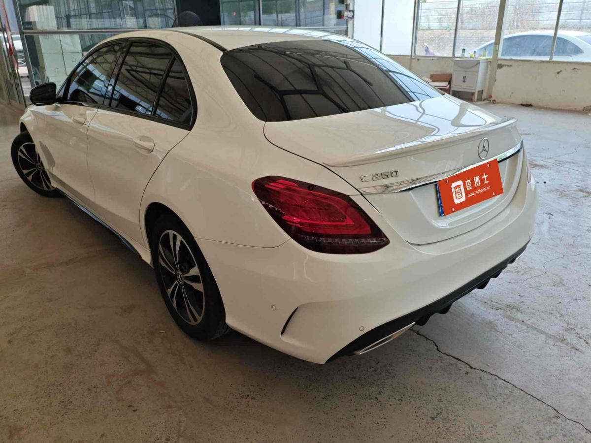 奔馳 奔馳C級(jí)  2019款 改款 C 260 L 運(yùn)動(dòng)版圖片