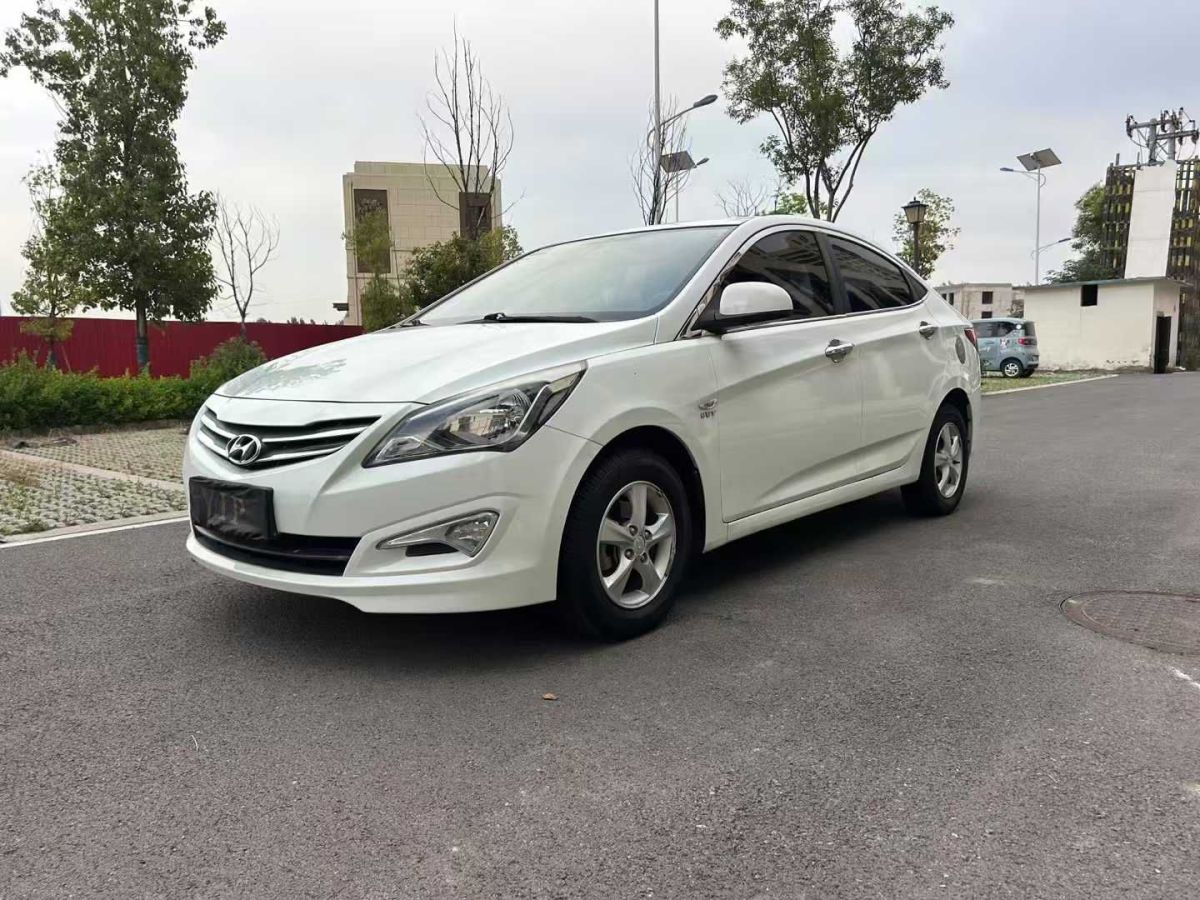 東風(fēng)風(fēng)神 A30  2016款 1.5L 手動實(shí)尚型圖片