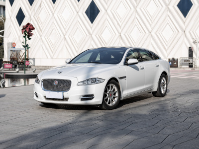 2014年2月 捷豹 XJ XJL 3.0 SC 兩驅(qū)全景商務(wù)版圖片