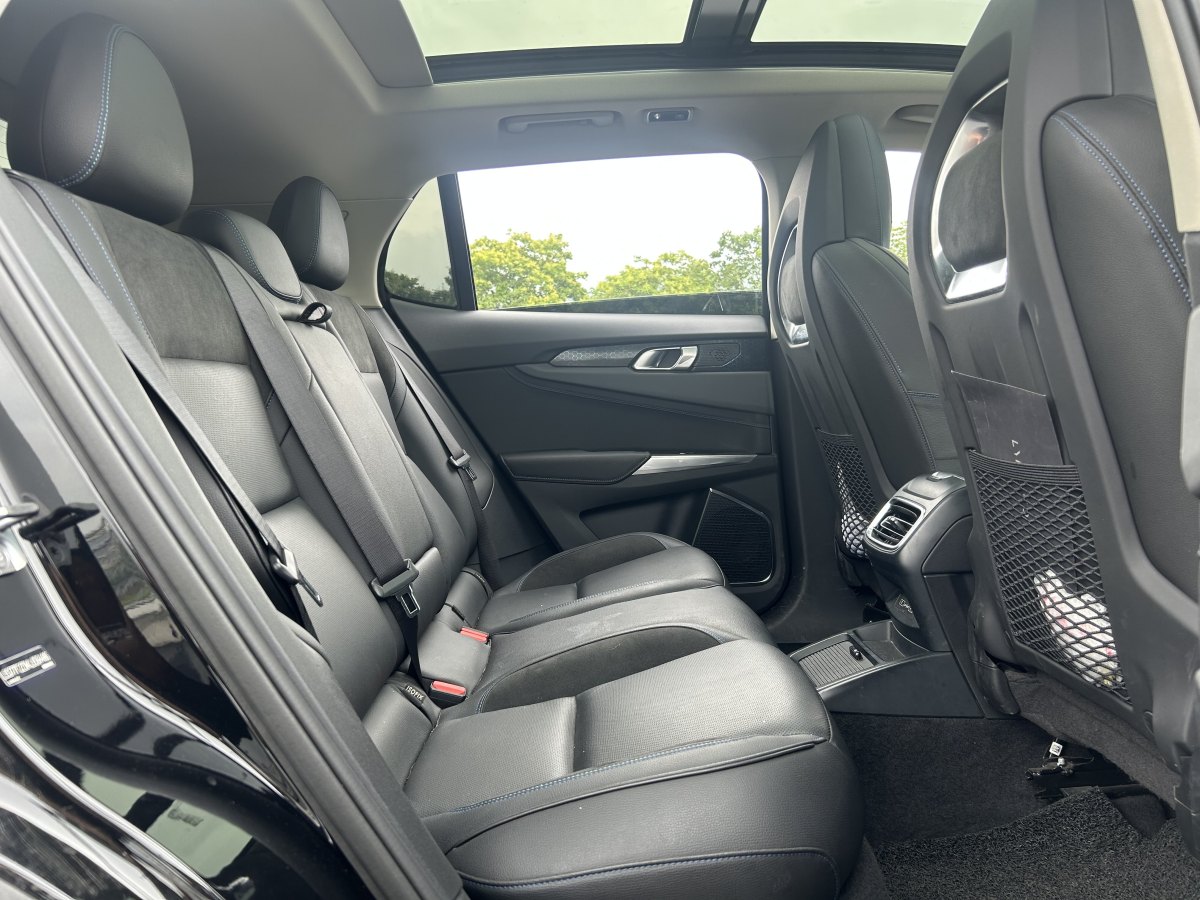 領(lǐng)克 領(lǐng)克01新能源  2019款  1.5T PHEV 勁Pro 國VI圖片
