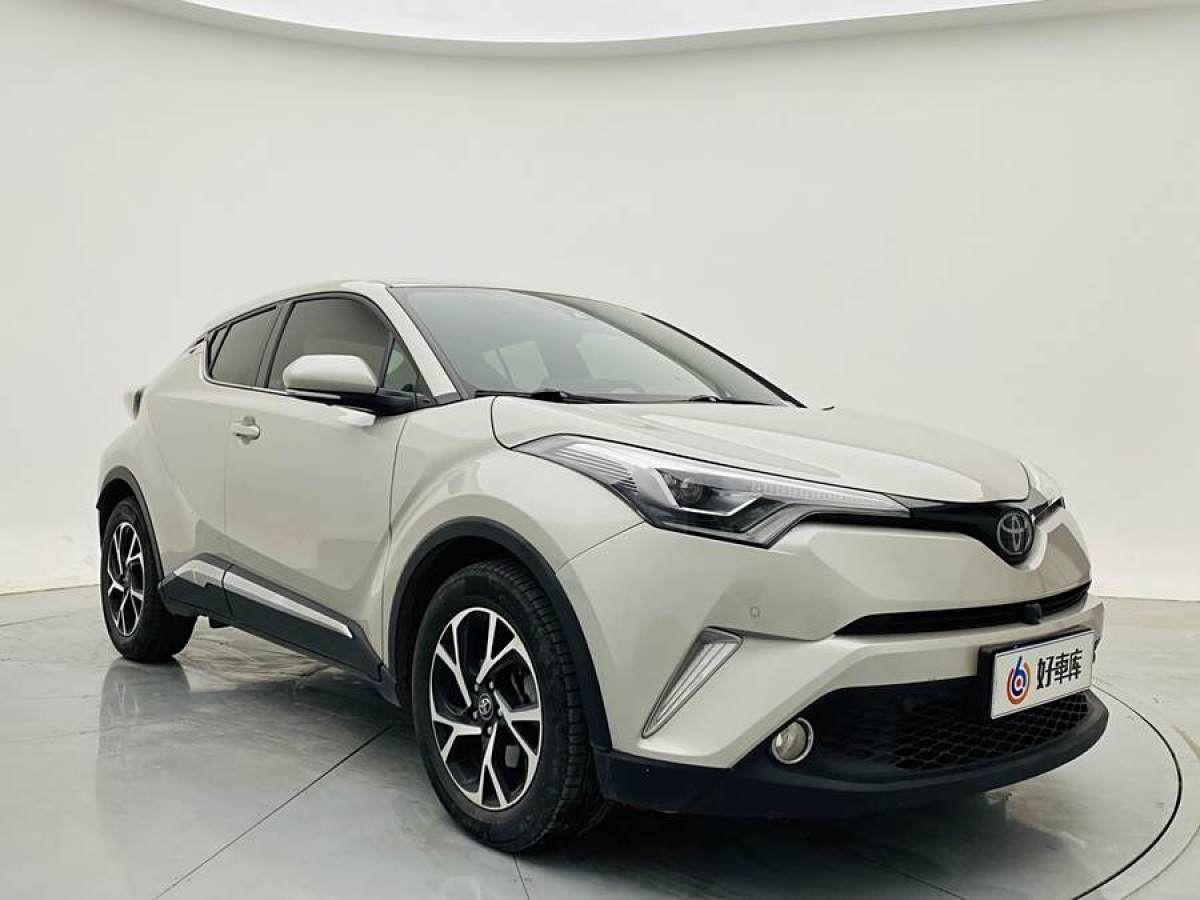 豐田 C-HR  2020款 2.0L 豪華版圖片