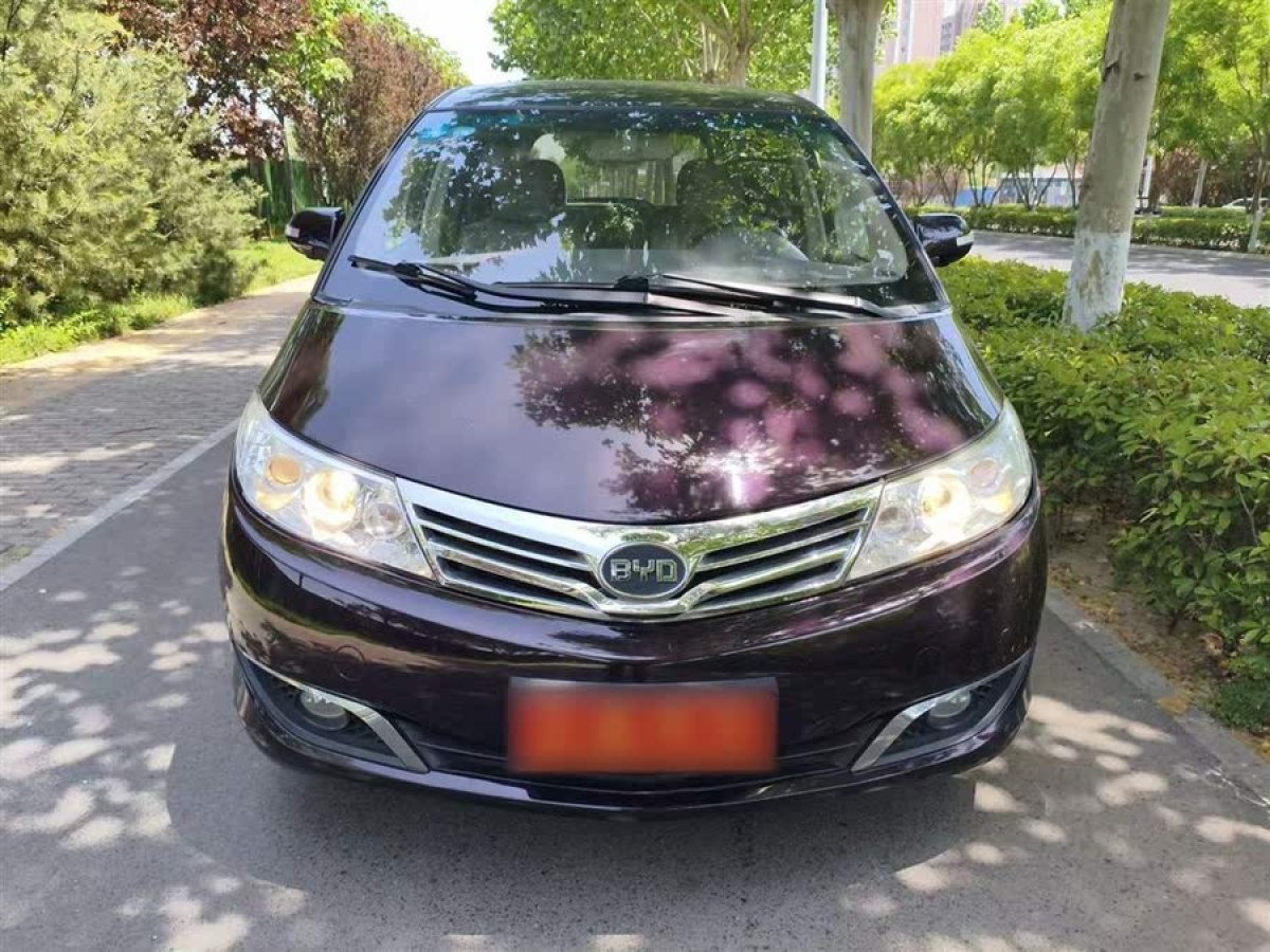 比亞迪 M6  2015款 2.4L 自動(dòng)尊貴版圖片