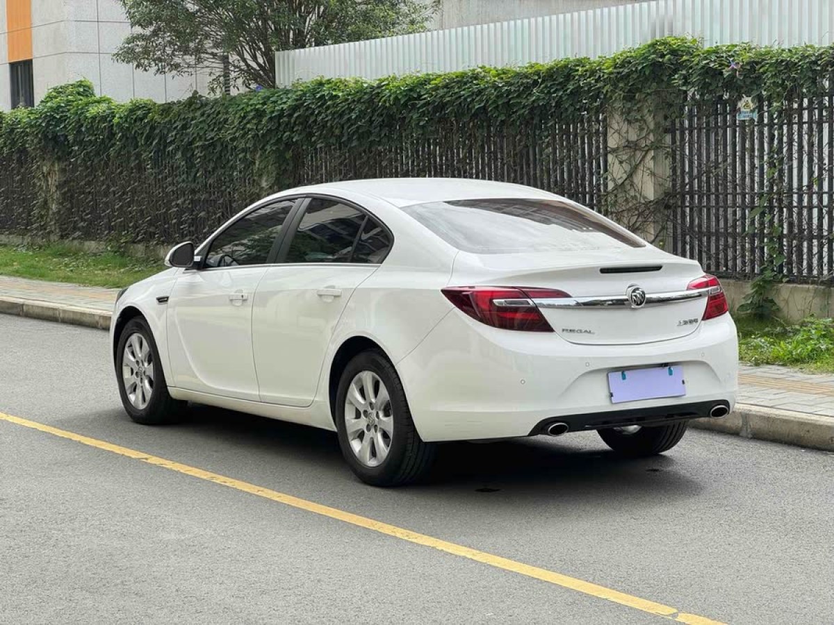 別克 君威  2015款 2.0L 領(lǐng)先時尚型圖片