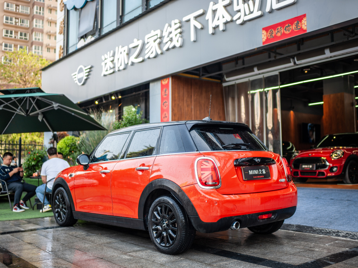 MINI MINI  2018款 1.5T COOPER 經典派 五門版圖片