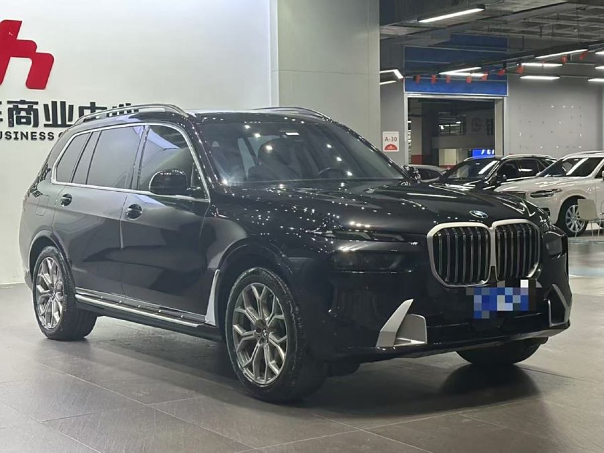 寶馬 寶馬X7  2022款 xDrive40i 領(lǐng)先型豪華套裝圖片