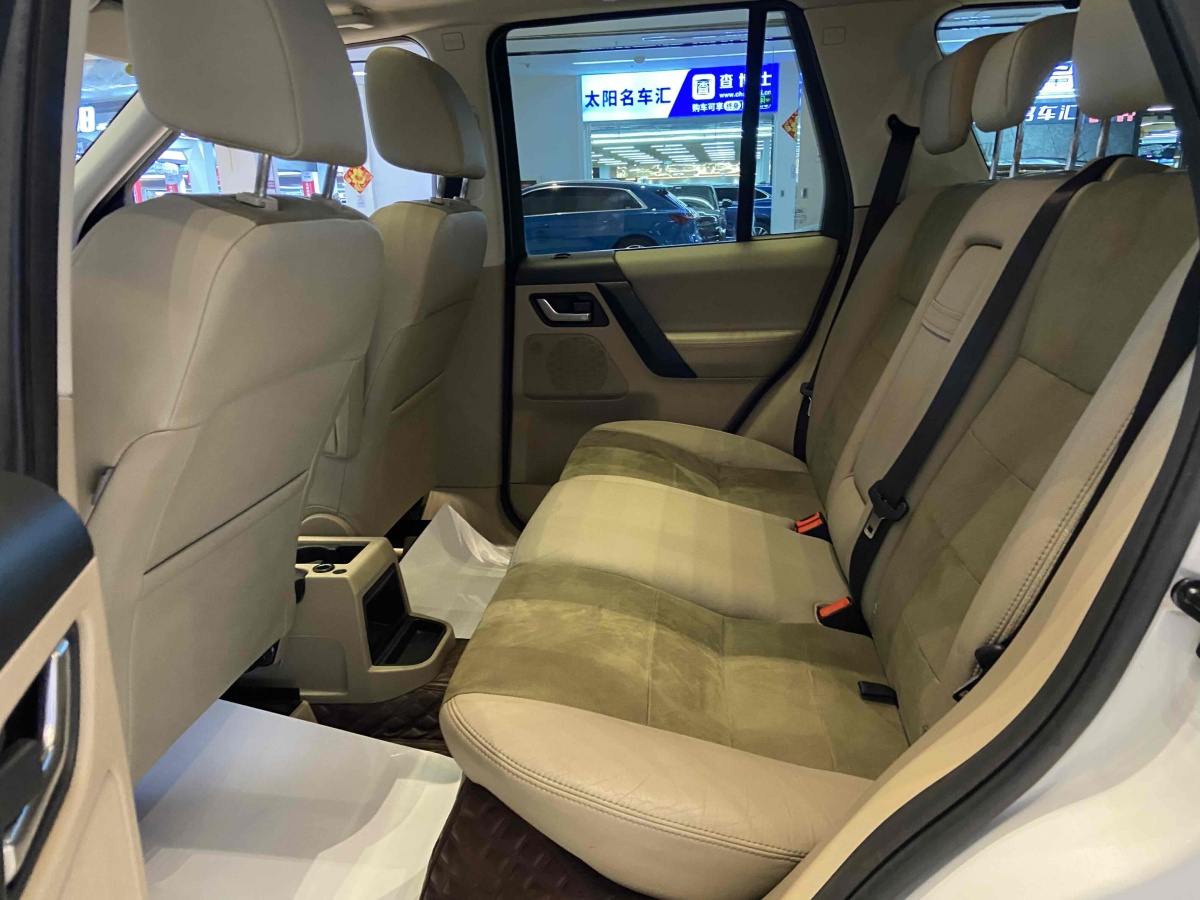 路虎 神行者2  2012款 2.0T Si4 SE汽油版圖片