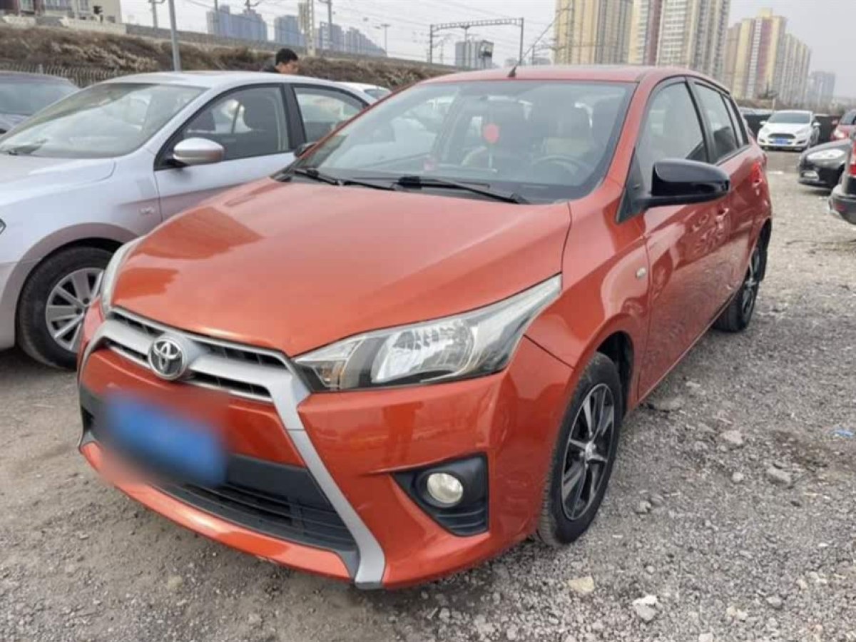 豐田 YARiS L 致炫  2015款 1.5G 自動炫動天窗特別版圖片
