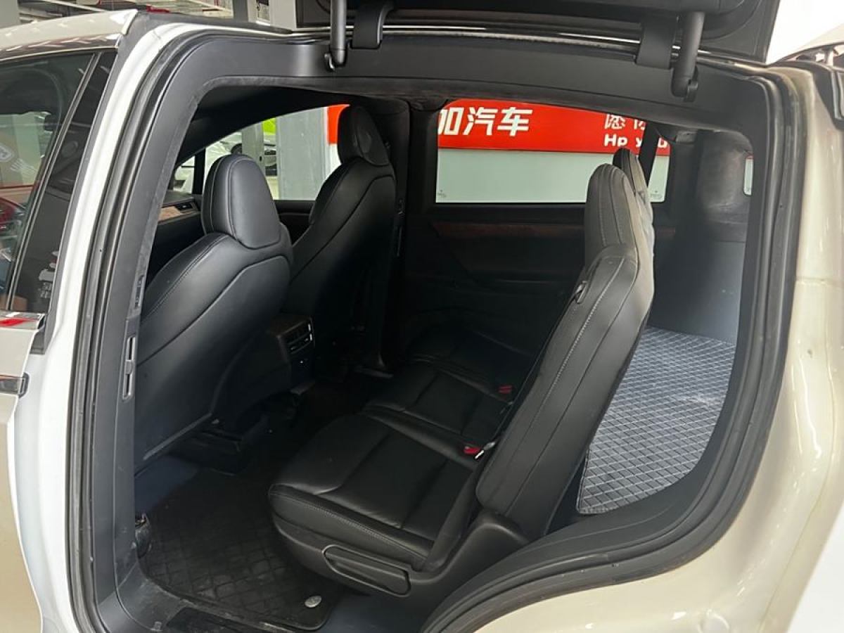 特斯拉 Model X  2019款 長(zhǎng)續(xù)航版圖片