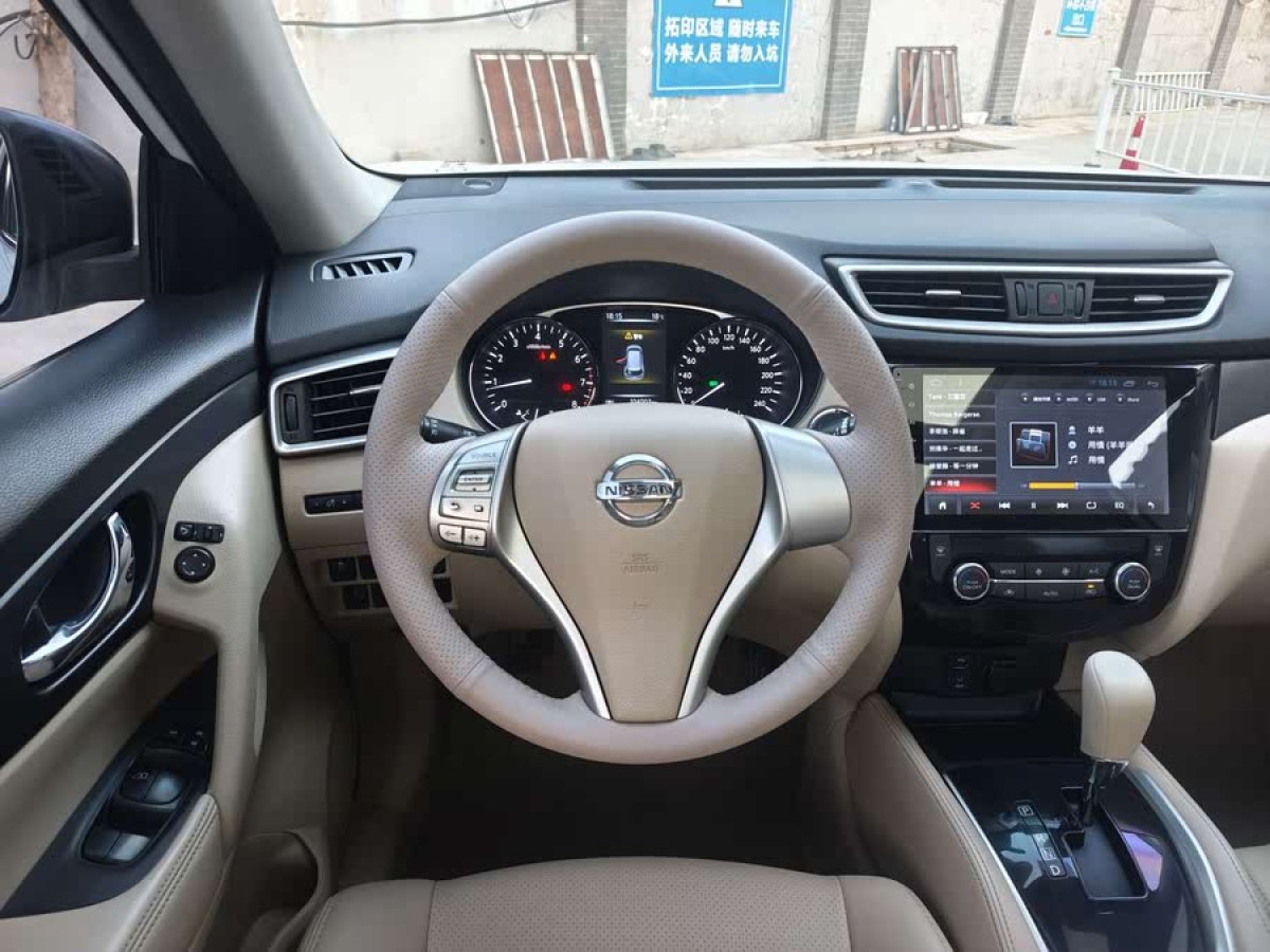 日產(chǎn) 奇駿  2014款 2.0L CVT舒適版 2WD圖片