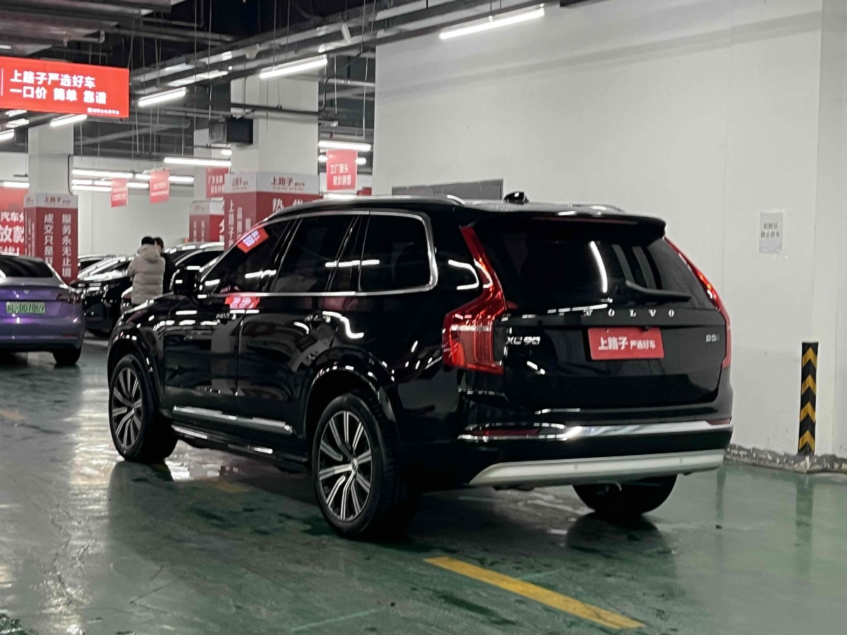 2022年7月沃爾沃 XC90  2022款 B5 智行豪華版 5座