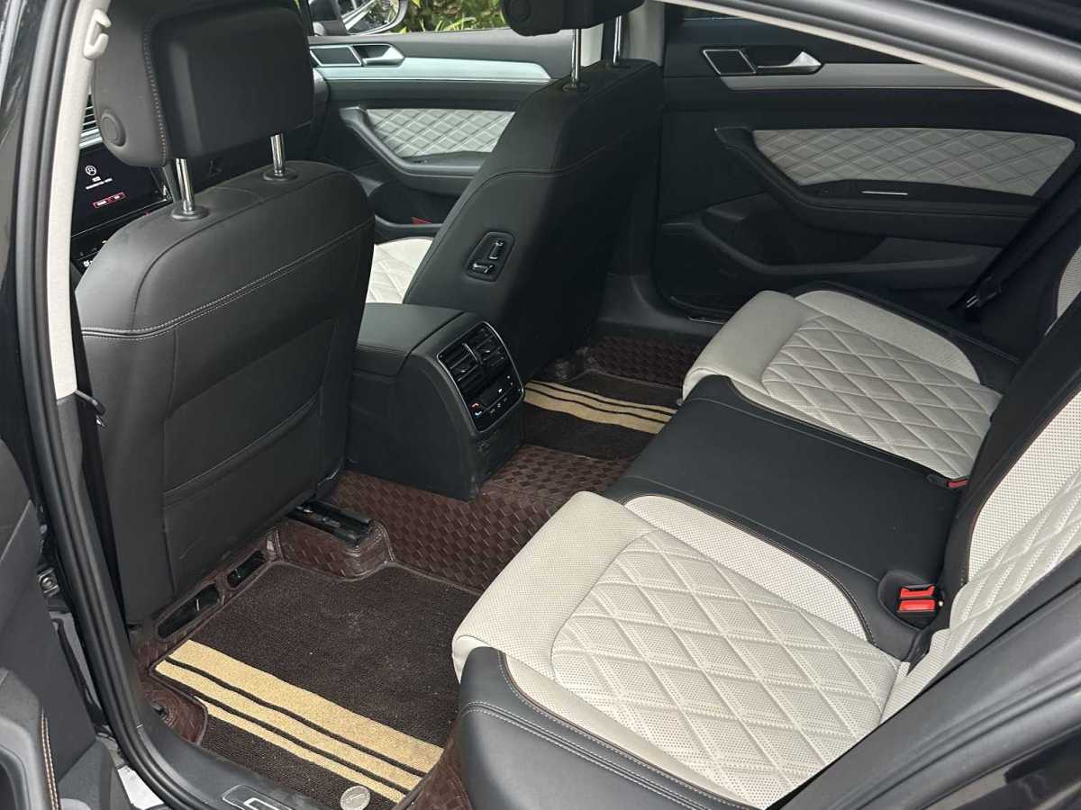 大眾 邁騰  2023款 200萬輛紀念版 330TSI DSG豪華型圖片