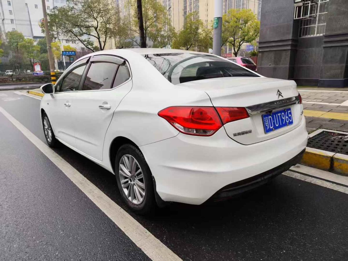 雪鐵龍 C4世嘉  2014款 1.6L 手動車載互聯(lián)版圖片