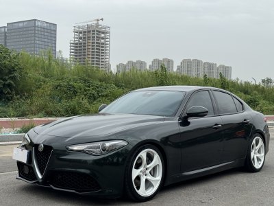 2023年2月 阿尔法·罗密欧 Giulia 2.0T 280HP Ti 驾控版图片