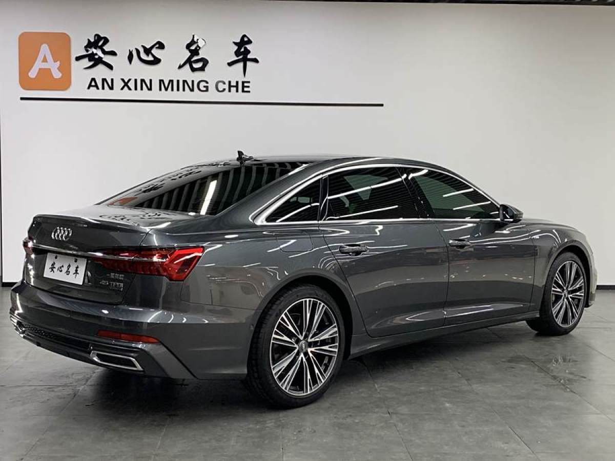 奧迪 奧迪A6L  2019款 45 TFSI quattro 臻選動(dòng)感型圖片