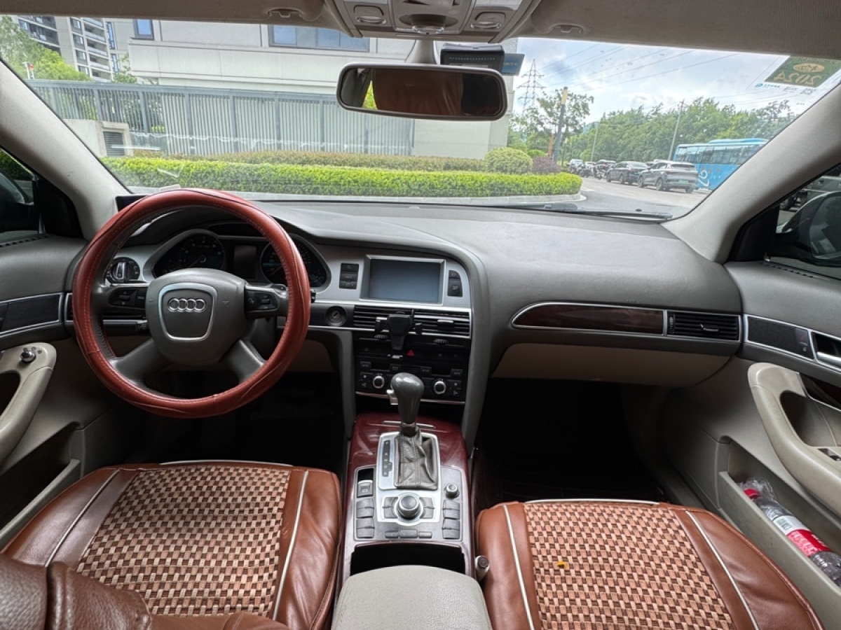 奧迪 奧迪A6L  2025款 40 TFSI 豪華動(dòng)感型圖片