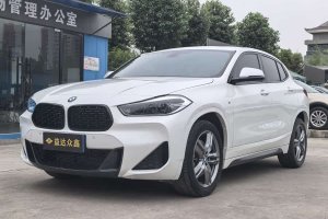 寶馬X2 寶馬 sDrive25i M運(yùn)動(dòng)曜夜版