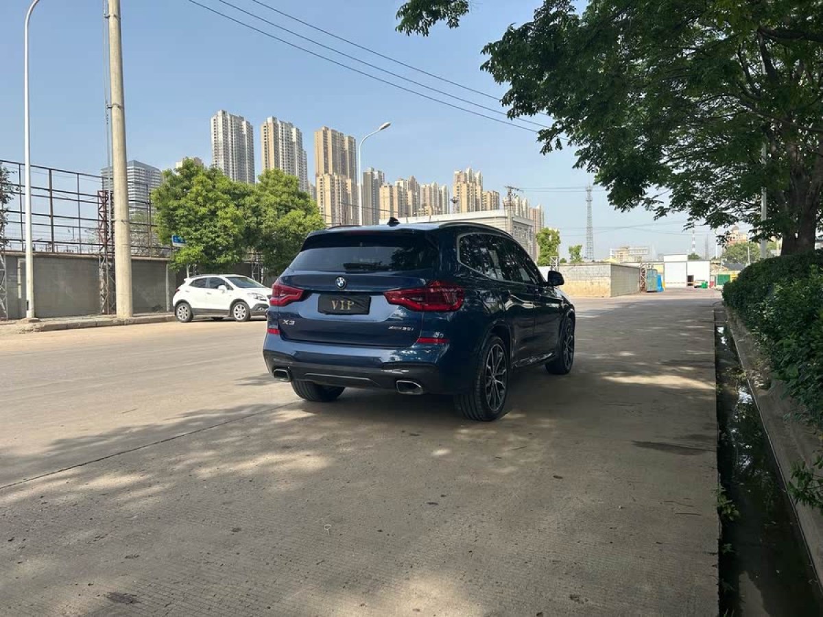 寶馬 寶馬X3  2021款 改款 xDrive30i 領(lǐng)先型 M運(yùn)動(dòng)套裝圖片