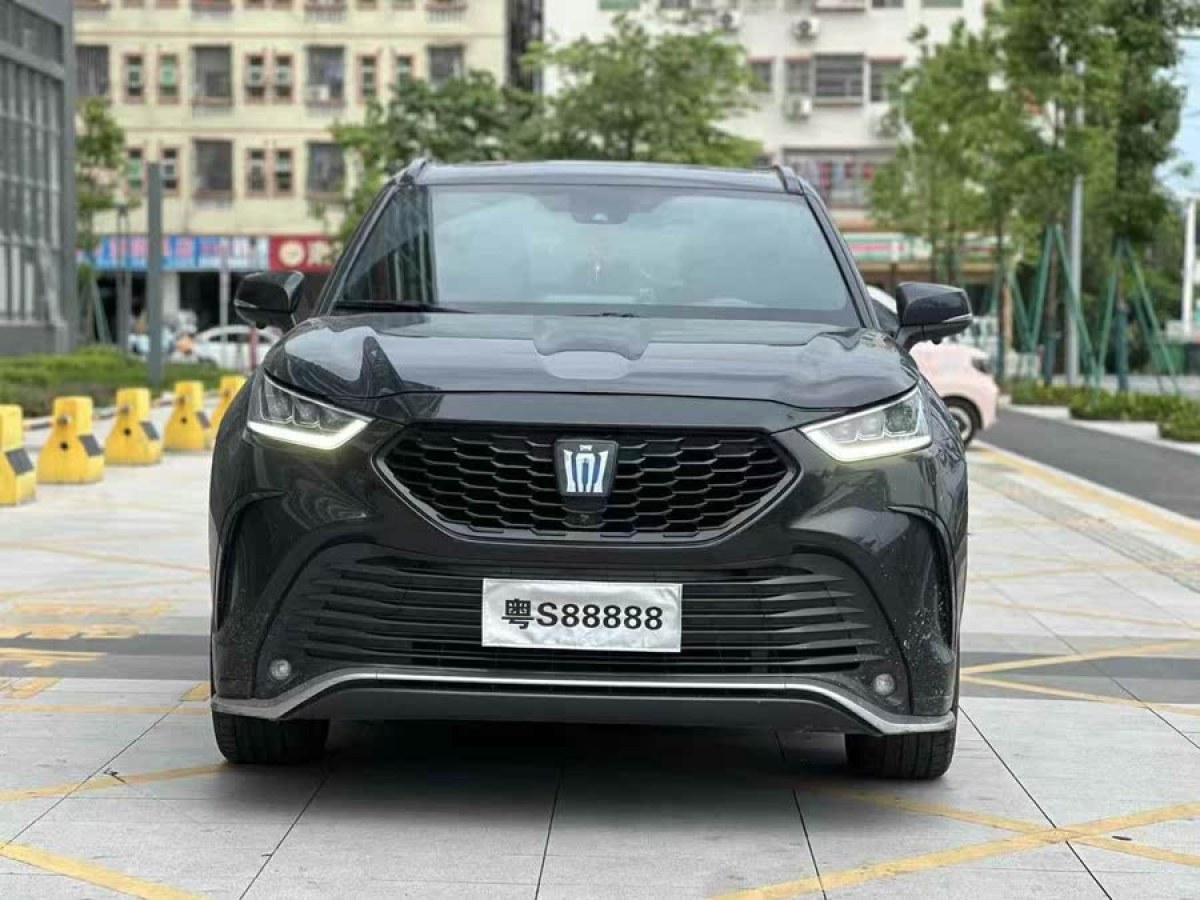 豐田 皇冠陸放  2023款 2.5L HEV四驅(qū)豪華版圖片