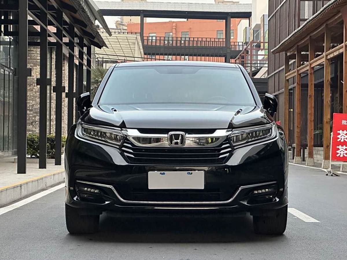 本田 冠道  2023款 370TURBO 兩驅(qū)豪華版圖片