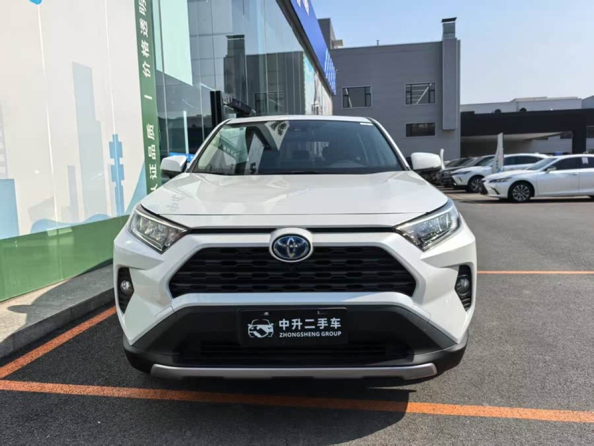 豐田 RAV4榮放  2023款 雙擎 2.5L E-CVT兩驅(qū)精英版圖片