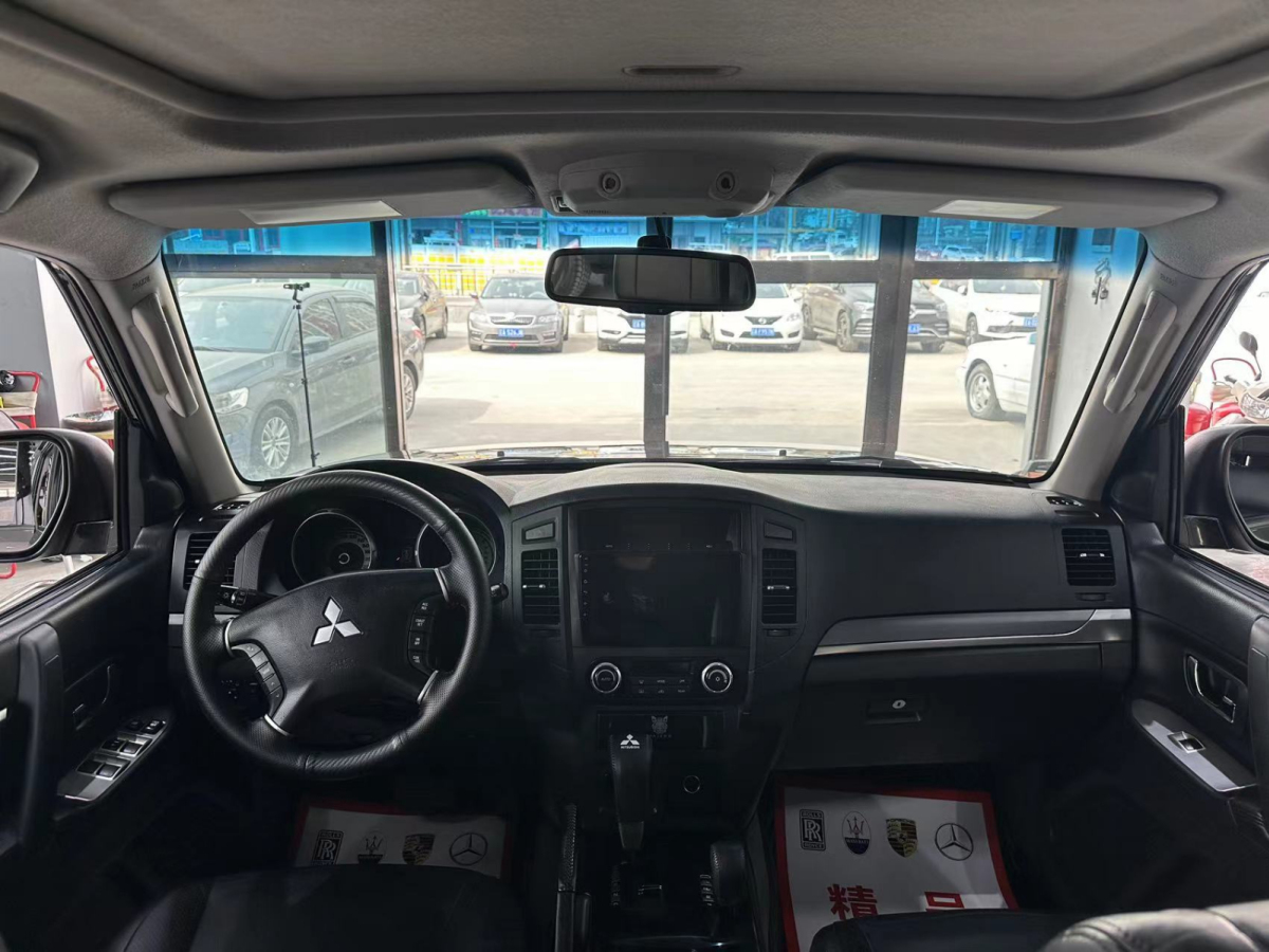 Mitsubishi Pajero2010 3.0L Auto Deluxe Edition图片