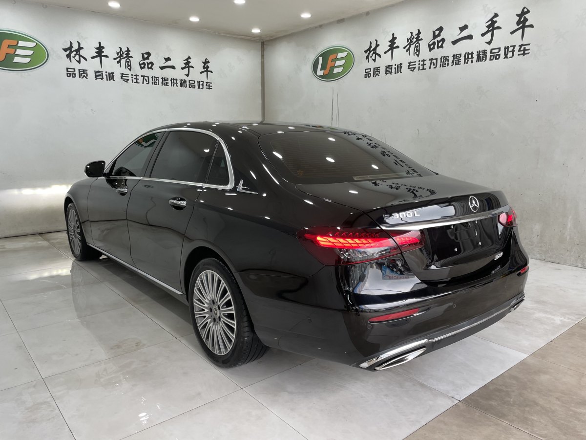 奔馳 奔馳E級(jí)  2021款 改款 E 300 L 尊貴型圖片