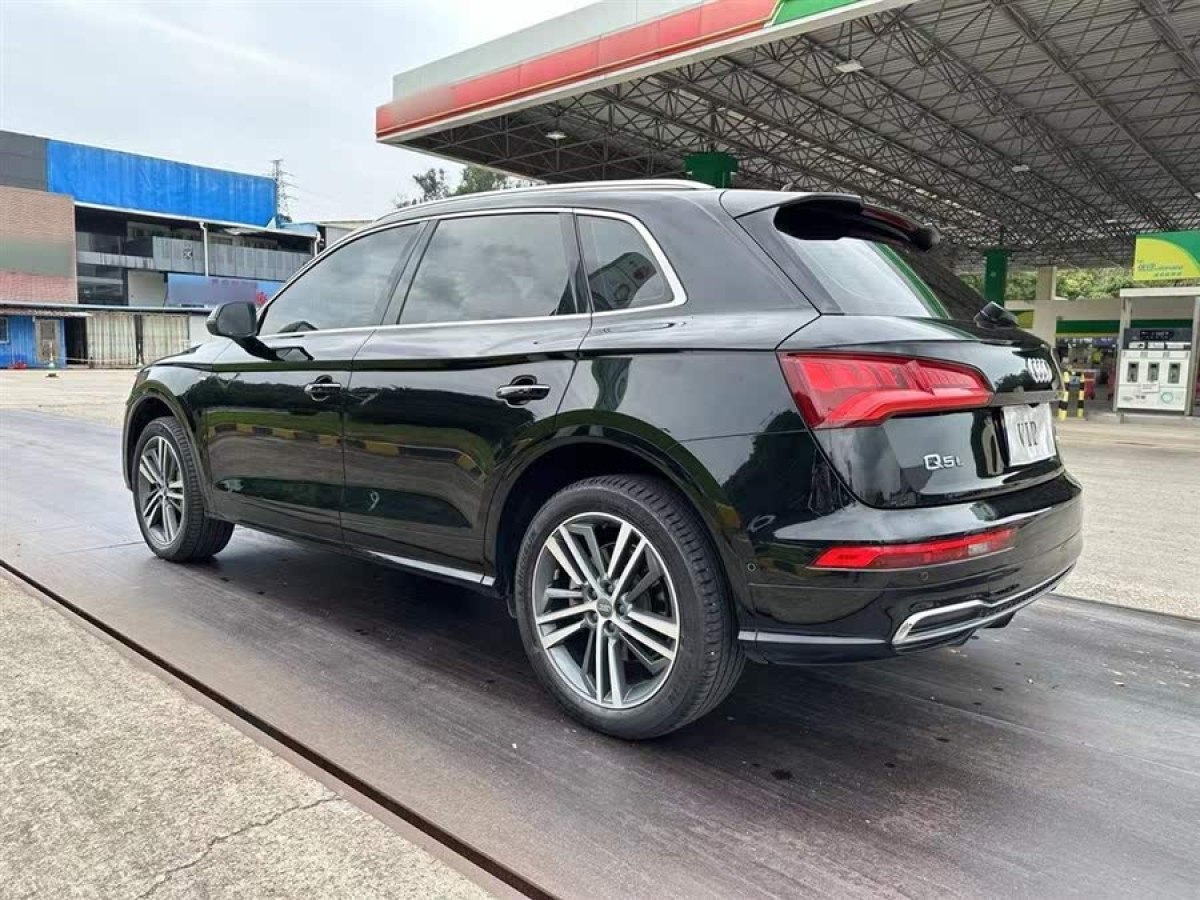 奧迪 奧迪Q5L  2020款 45 TFSI 尊享時尚型圖片