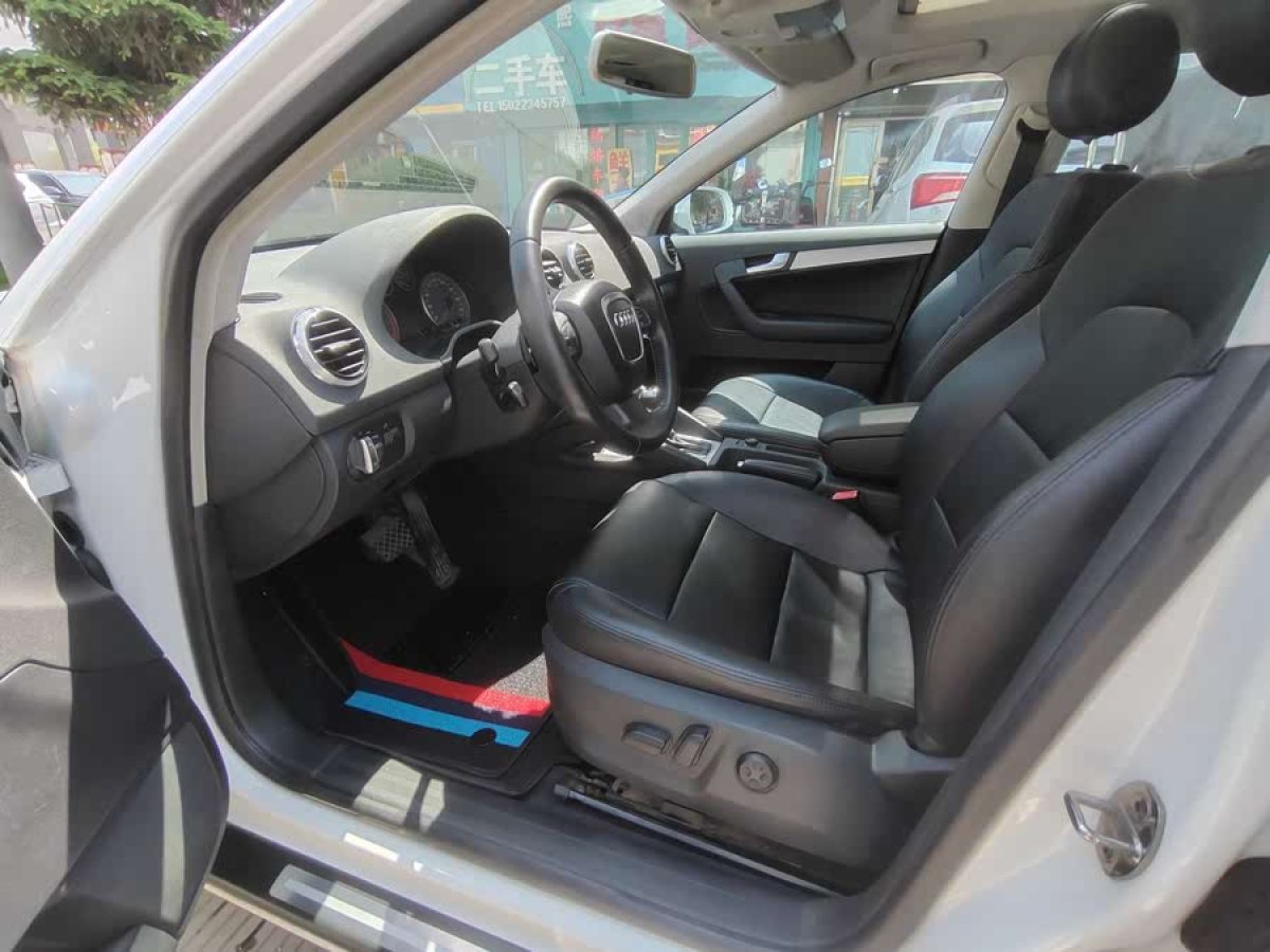 奧迪 奧迪A3  2012款 Sportback 1.4T 豪華型圖片