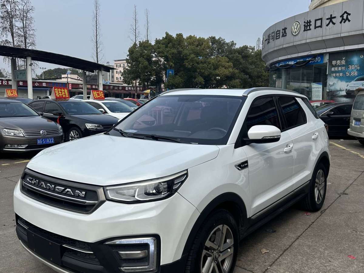 2018年6月長(zhǎng)安 CS55  2017款 1.5T 自動(dòng)炫色型