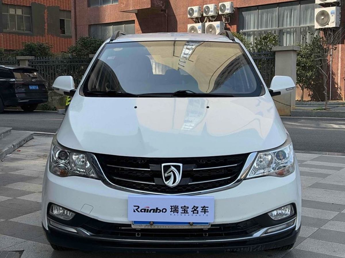 寶駿 730  2016款 1.5L 手動(dòng)舒適型 7座圖片